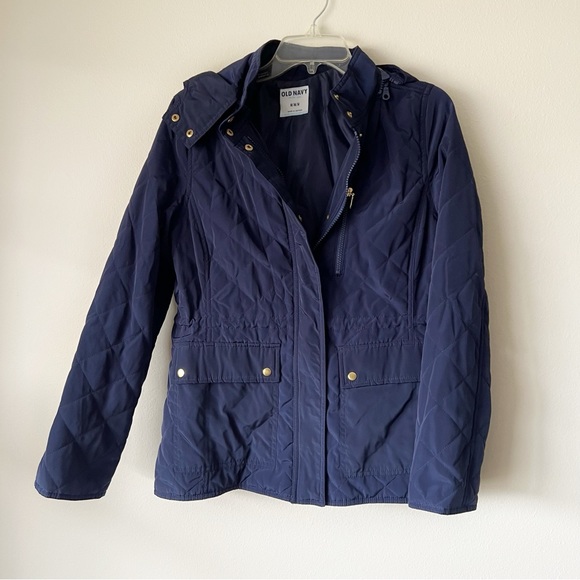 Old Navy Into the Deep Quilted Coat - Picture 2 of 11